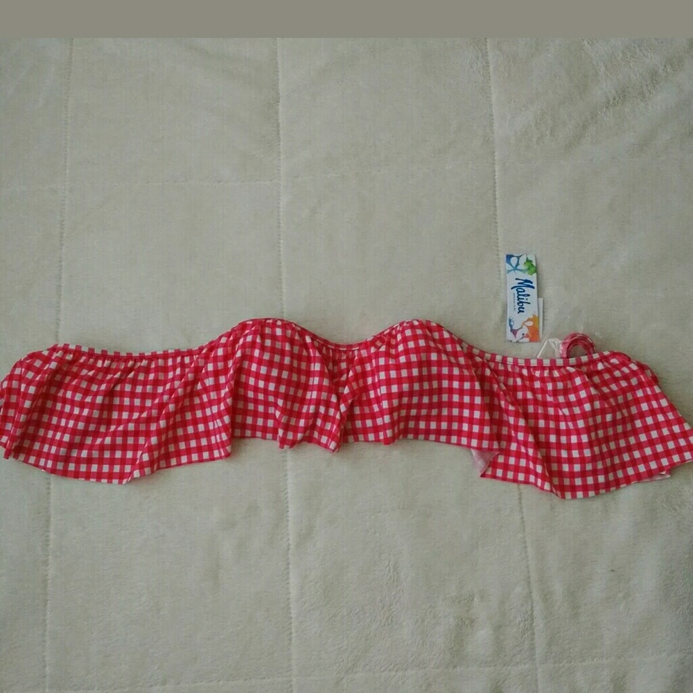 Off the shoulder bathing suit top w/ underwire